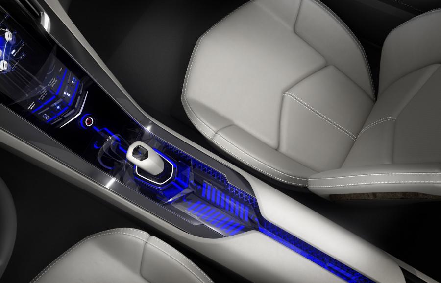 Интерьер Cadillac Converj Concept 2009 года  (фото 12 из 24)